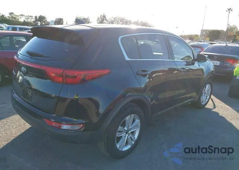 2018 Kia Sportage Lx z USA, uszkodzony, nr VIN KNDPM3AC3J7325764